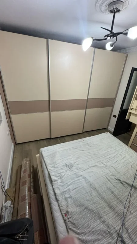 Tirane, jepet me qera apartament 2+1 Kati 1, 85 m² 500 € (Shkolla Bashkuar)