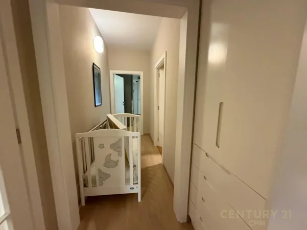 Tirane, shes apartament 3+1+Aneks+Ballkon Kati 2, 132 m² 315.000 € 