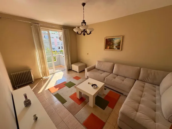 Tirane, shitet apartament 2+1+Aneks+Ballkon Kati 4, 65 m² 158.000 € (rruga e kavajes , 21 dhjetori)