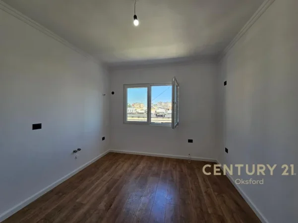 Tirane, shes apartament 1+1+Aneks+Ballkon Kati 5, 60 m² 125.000 € 