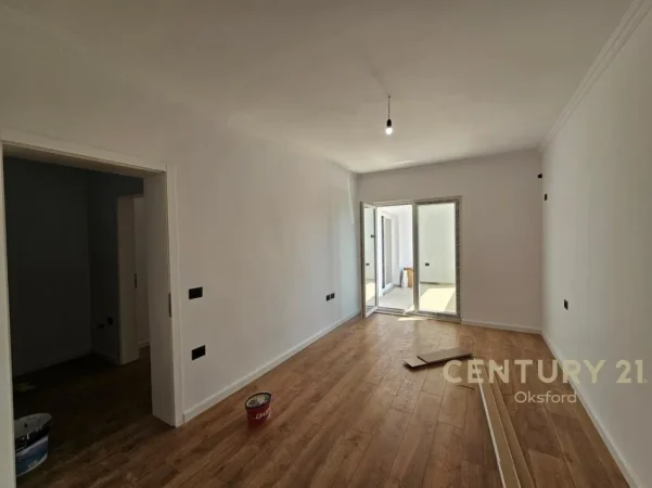 Tirane, shes apartament 1+1+Aneks+Ballkon Kati 5, 70 m² 135.000 € 