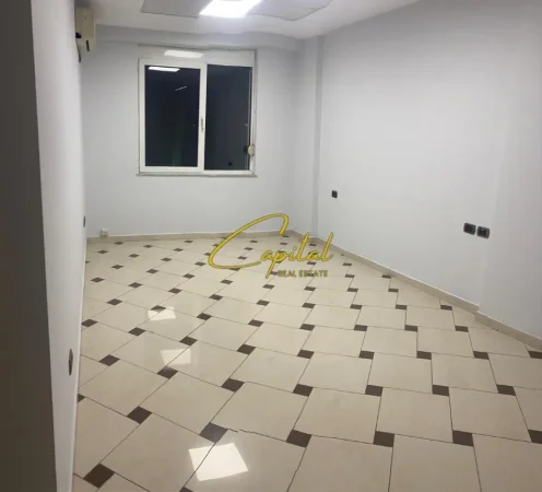 Tirane, jepet me qera ambjent biznesi Kati 0, 110 m² 1.000 € (ISH BLLOKU)