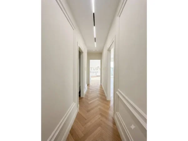 Tirane, shes apartament 1+1+Aneks+Ballkon Kati 4, 58 m² 178.000 € 