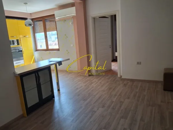 Tirane, jepet me qera apartament 1+1 Kati 6, 75 m² 600 € (RRUGA SULEJMAN PASHA)