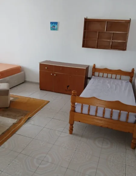 Tirane, jepet me qera apartament 1+1 Kati 5, 70 m² 600 € (VASIL SHANTO)
