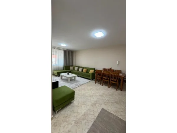 Tirane, jepet me qera apartament 2+1 Kati 9, 95 m² 850 € (21 dhjetori)