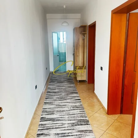 Tirane, jepet me qera apartament 1+1 Kati 4, 85 m² 500 € (5 MAJI)