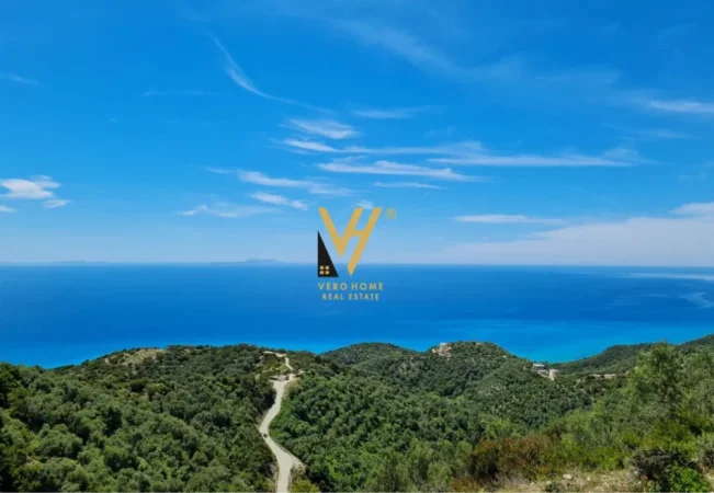 Himare, shitet toke , 2.800 m² 350.000 € (PIQERAS)