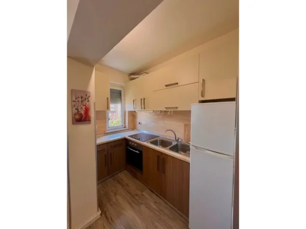 Tirane, shitet apartament 1+1 Kati 4, 57 m² 140.000 € 
