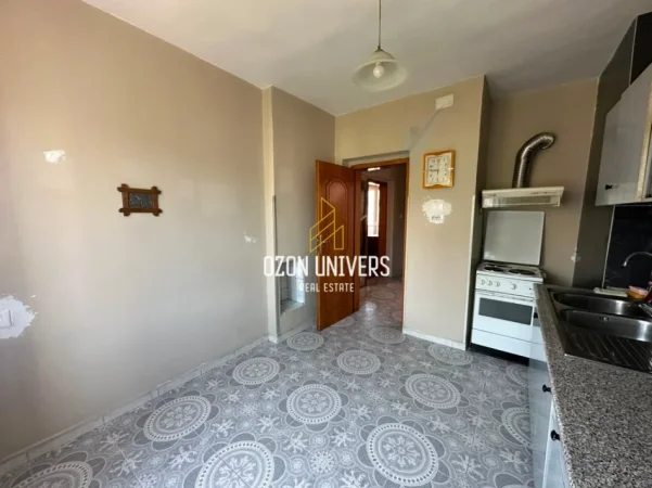 Tirane, shitet apartament 2+1+Ballkon Kati 4, 65 m² 159.000 € (Vasil Shanto)