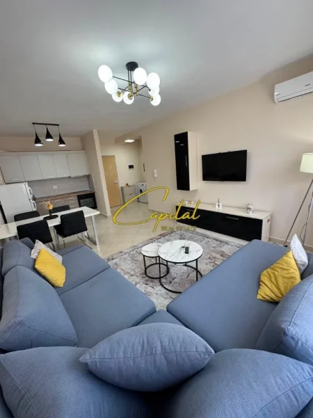 Tirane, jepet me qera apartament 1+1 Kati 6, 60 m² 500 € (MISTO MAME)