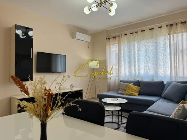 Tirane, jepet me qera apartament 1+1 Kati 6, 60 m² 500 € (MISTO MAME)