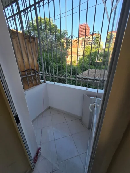Tirane, jepet me qera apartament Studio Kati 2, 50 m² 480 € (21 Dhjetori)