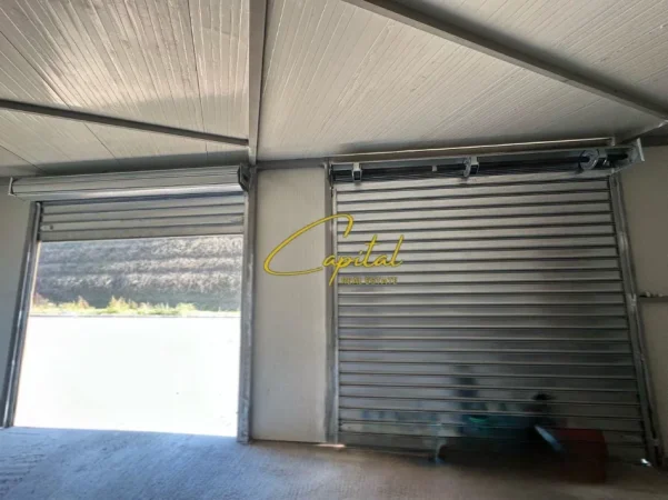 Tirane, jepet me qera magazine Kati 0, 56 m² 400 € (ISH SHESHI SHQIPONJA)