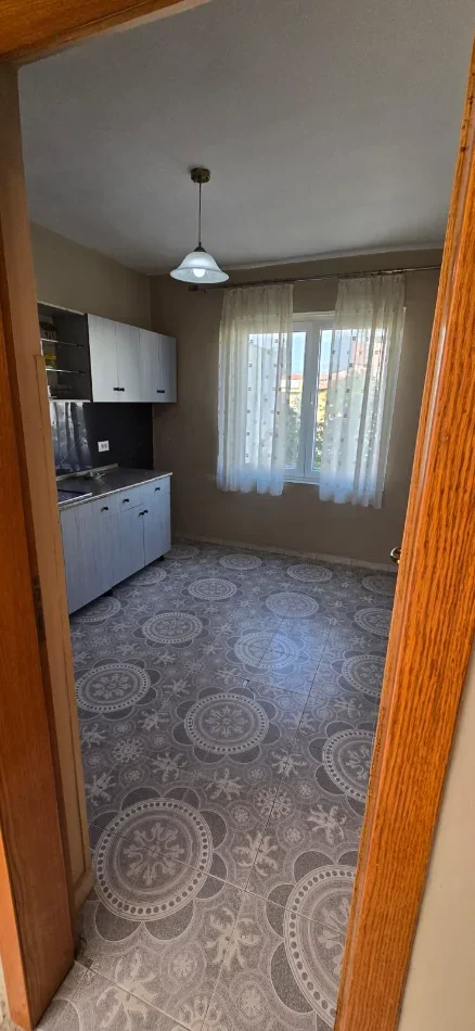Tirane, shitet apartament 2+1+Aneks+Ballkon Kati 4, 65 m² 158.000 € (Rruga Muhamet Gjollesha)
