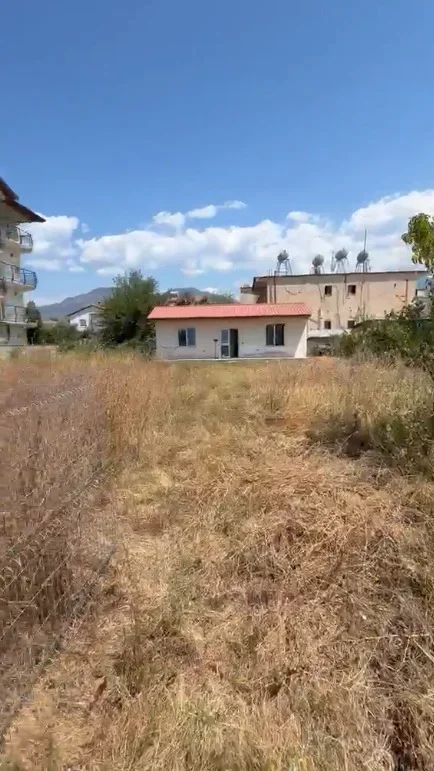 Tirane, shitet truall , 880 m² 90.000 € (Rruga Ibrahim Rugova ( te 5009 ))