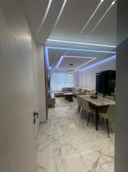 Tirane, shitet apartament 2+1+Ballkon Kati 7, 104 m² 150.000 € (Kompleksi Mehillaj, Kamez ( Prane Rrethit Ullirit ))