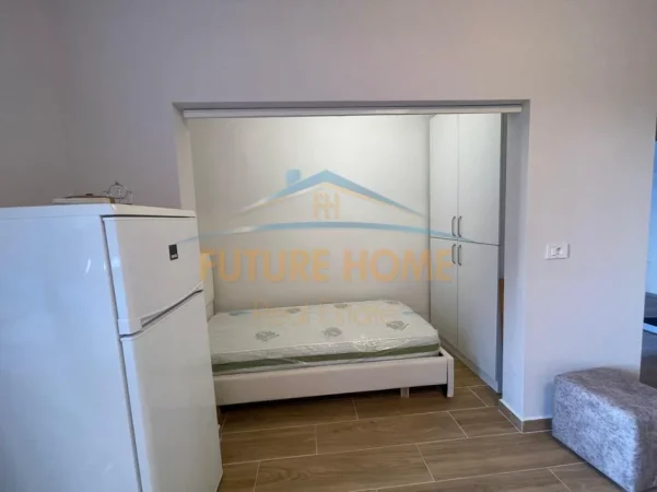 Tirane, jepet me qera garsonier Kati 2, 29 m² 330 € (21 dhjetori)