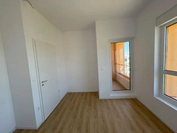 Tirane, jepet me qera apartament 1+1 Kati 3, 60 m² 350 € (Ali Demi)