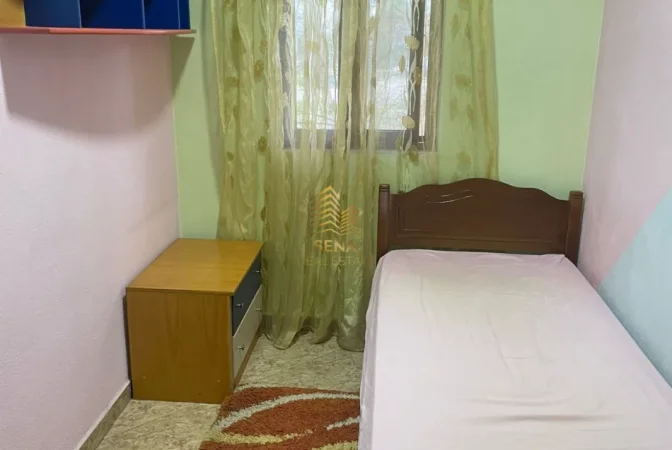 Tirane, jepet me qera apartament 2+1 Kati 2, 100 m² 350 € (Astir)