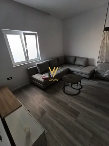 Tirane, jepet me qera apartament 1+1+Ballkon Kati 0, 70 m² 570 € (KODRA E PRIFTIT)