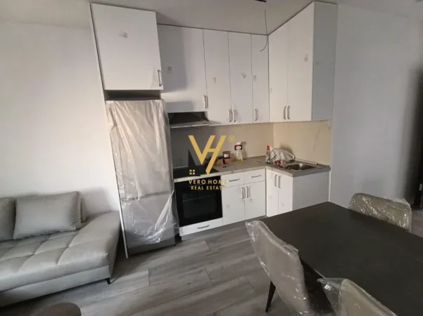 Tirane, jepet me qera apartament 1+1+Ballkon Kati 0, 70 m² 570 € (KODRA E PRIFTIT)