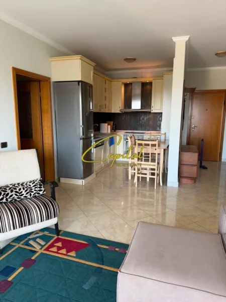Tirane, jepet me qera apartament 2+1 Kati 9, 100 m² 850 € (ISH BLLOKU)