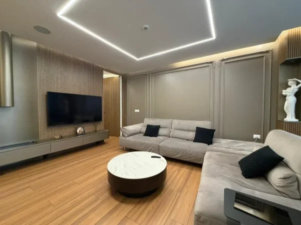 Tirane, shes apartament 2+1+Ballkon Kati 2, 130 m² 360.000 € 