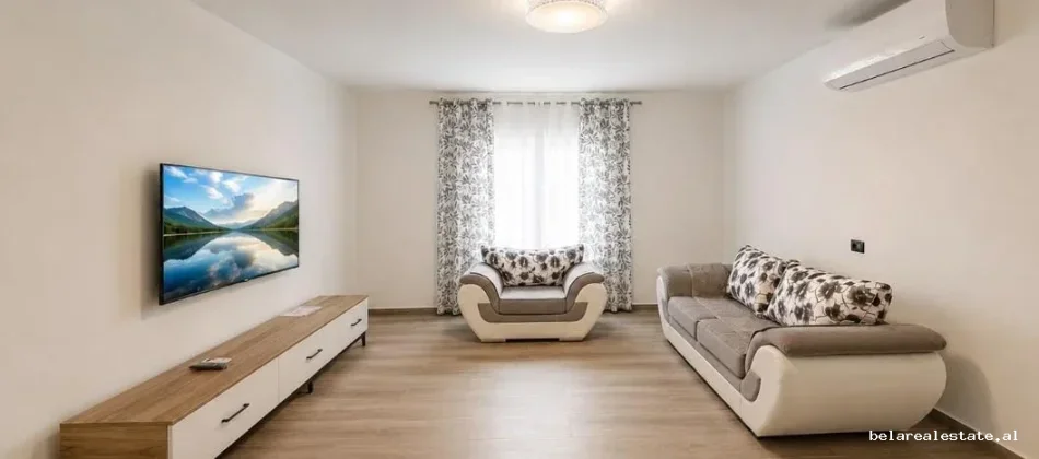 Tirane, jepet me qera Vile 2+1+Ballkon Kati 1, 100 m² 500 € (Rruga Demokracia)