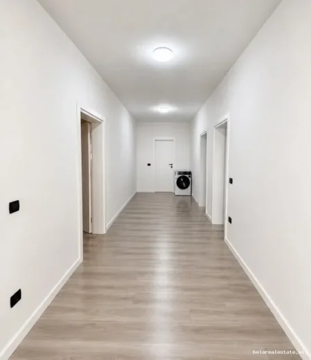 Tirane, jepet me qera Vile 2+1+Ballkon Kati 1, 100 m² 500 € (Rruga Demokracia)