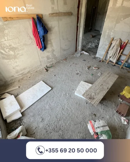 Mali Robit, shitet apartament 1+1 Kati 4, 77 m² 104.500 € (350 m larg detit)