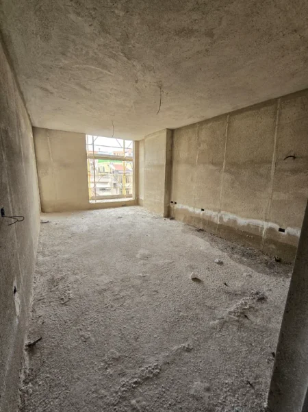 Tirane, shitet apartament 2+1 , 97 m² 180.000 € 