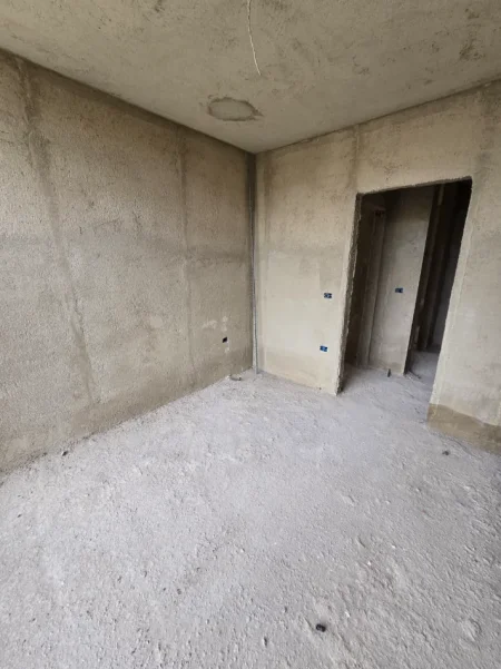 Tirane, shitet apartament 2+1 , 97 m² 180.000 € 