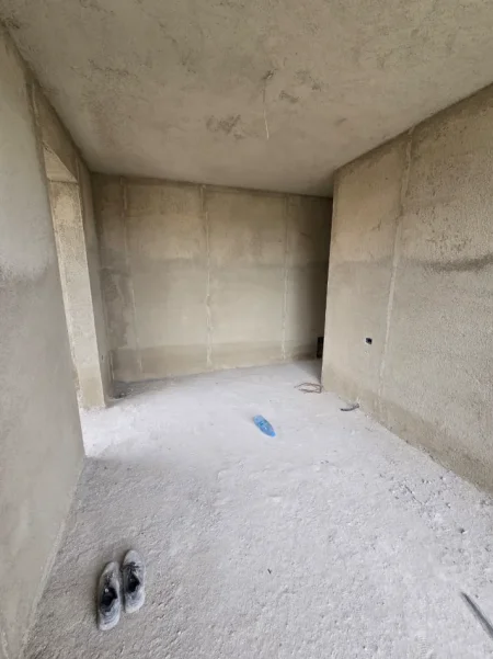 Tirane, shitet apartament 2+1 , 97 m² 180.000 € 