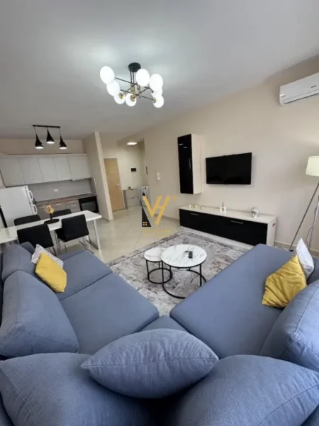 Tirane, jepet me qera apartament 1+1+Ballkon Kati 6, 60 m² 530 € (MISTO MAME)
