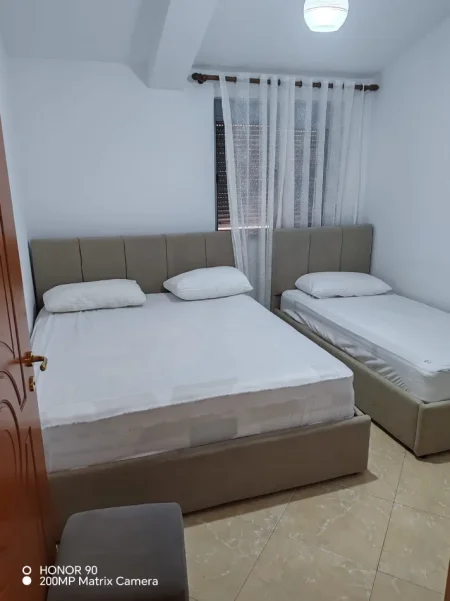 Tirane, jepet me qera apartament 1+1 Kati 3, 65 m² 450 € (Concord Center tek 5 Maji)