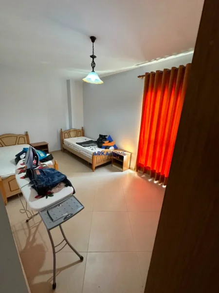 Tirane, jepet me qera apartament 2+1 Kati 2, 110 m² 648 € (5 MAJI)