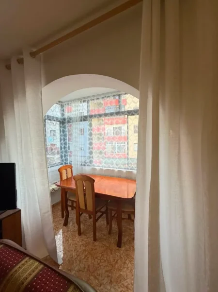 Tirane, shitet apartament 1+1 Kati 5, 65 m² 125.620 € (Rruga Aleksander Moisiu)