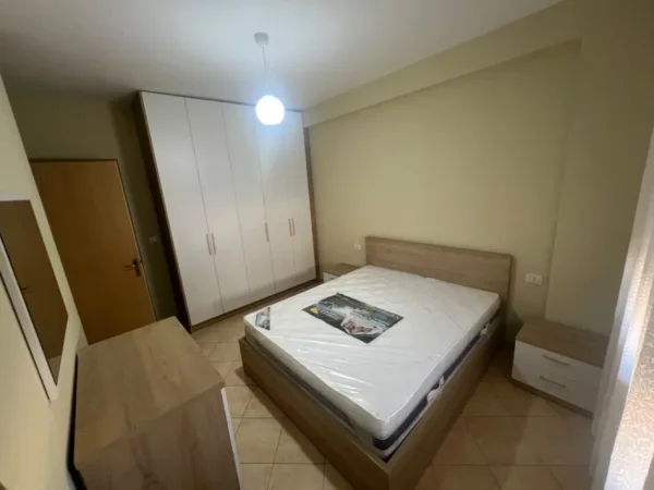 Tirane, jepet me qera apartament 2+1 Kati 6, 100 m² 500 € (Astir)