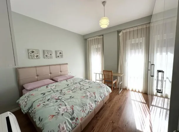 Tirane, jepet me qera apartament 2+1 Kati 3, 110 m² 900 € (Jordan Misja)