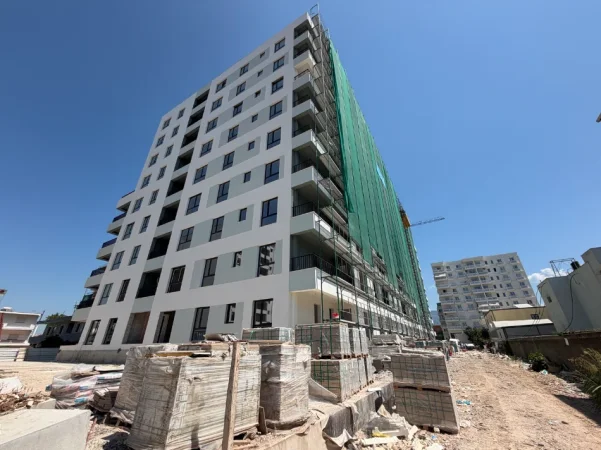 Tirane, shitet apartament 2+1+Ballkon Kati 7, 99 m² 83.800 € (Kamez, Ulliri)