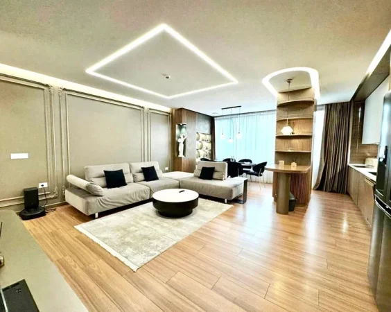 Tirane, shitet apartament 2+1 Kati 2, 131 m² 360.000 € (Rruga e Kavajes prane Square 21)