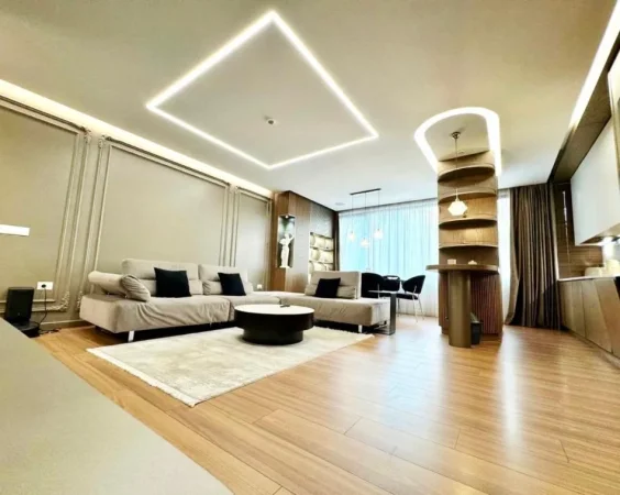 Tirane, shitet apartament 2+1 Kati 2, 131 m² 360.000 € (Rruga e Kavajes prane Square 21)