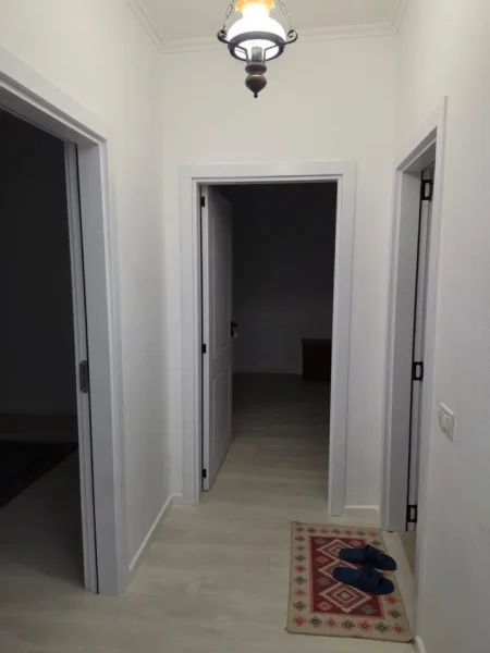 Tirane, jepet me qera apartament 2+1 Kati 5, 90 m² 700 € (Ish Parku i Autobusave)