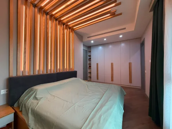 Tirane, shitet apartament Kati 5, 130 m² 390.000 € (Square 21, Rruga e Kavajes)