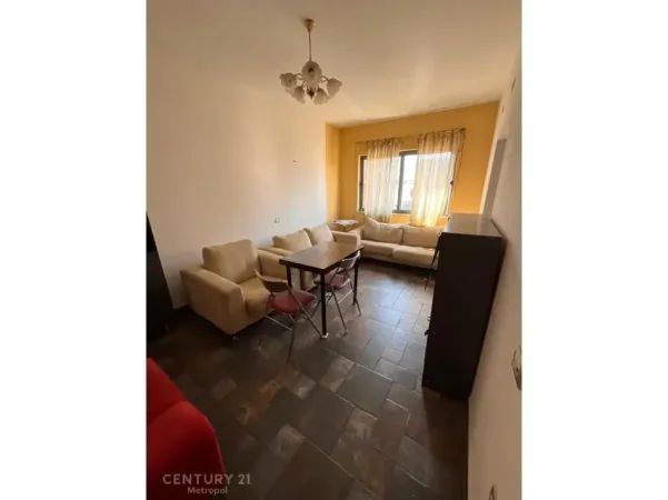 Tirane, shitet apartament duplex 3+1+Aneks Kati 4, 100 m² 130.000 € (Bajram Curri)