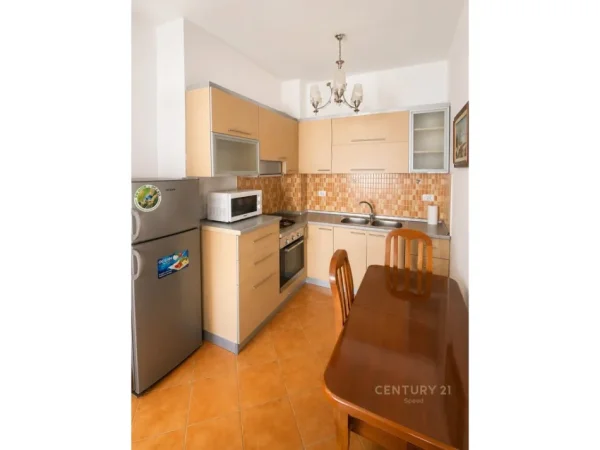 Tirane, jepet me qera apartament 1+1 Kati 8, 59 m² 480 € (Yzberisht SPEED146582)