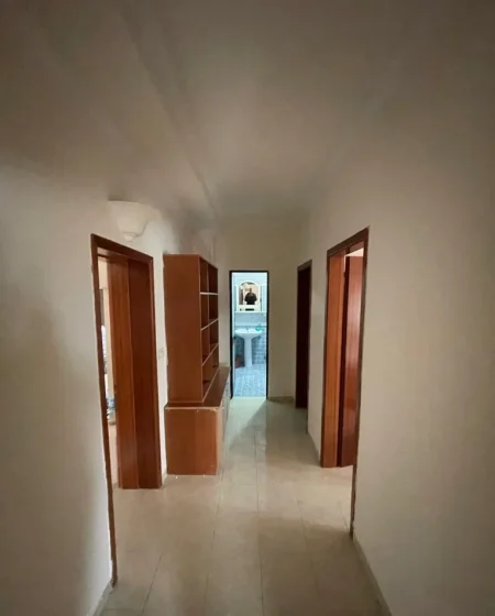 Tirane, shitet apartament 2+1 Kati 9, 80 m² 192.000 € (Petro Nini Luarasi)