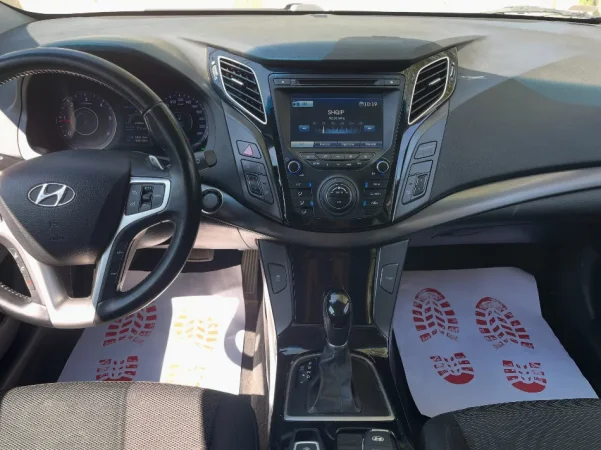Tirane, shes makine me portobagazh Hyundai I40 Nafte, e bardhë automatik Klima 164.000 km