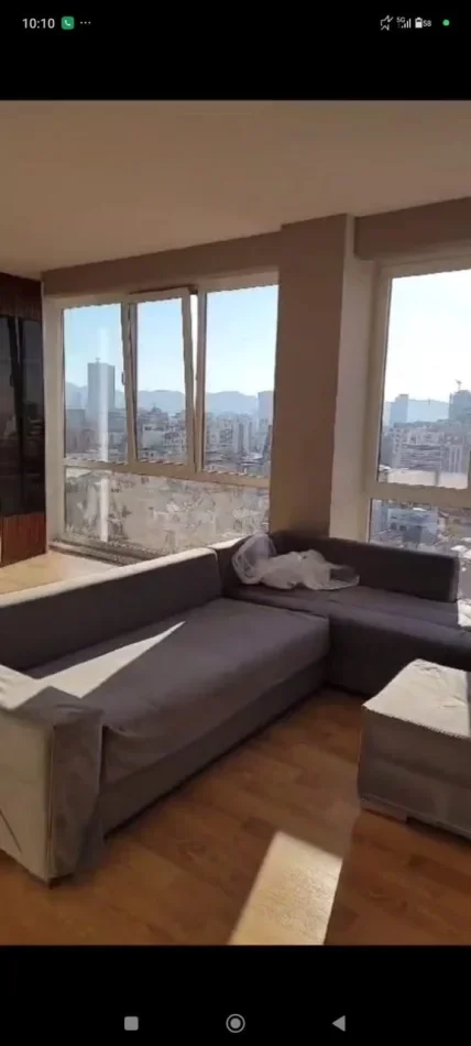 Tirane, jepet me qera apartament 3+1 Kati 9, 130 m² 850 € (Selvia)